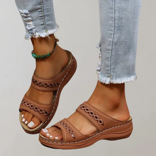 Women's adjustable strap summer sandals in neutral tones, lightweight design with secure customizable fit