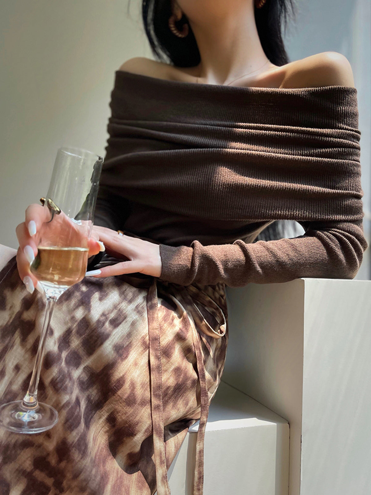 Women's elegant wool blend cold shoulder knit sweater with cutout detail and regular fit